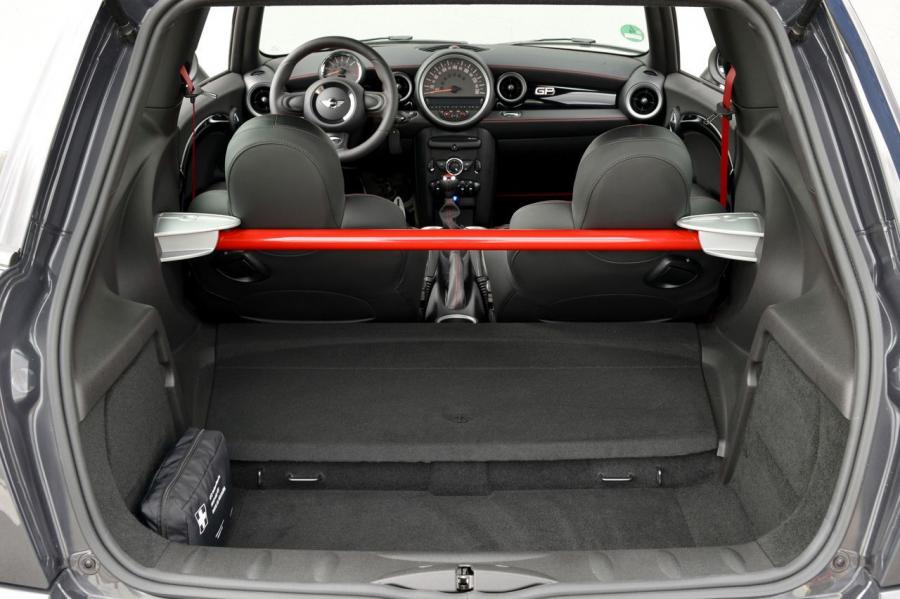  Mini Cooper GP JCW 2014 года  (фото 7 из 92)